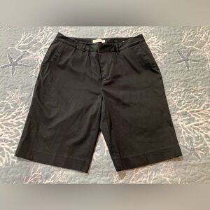 Coldcreek Woman size 8 Natural fit shorts